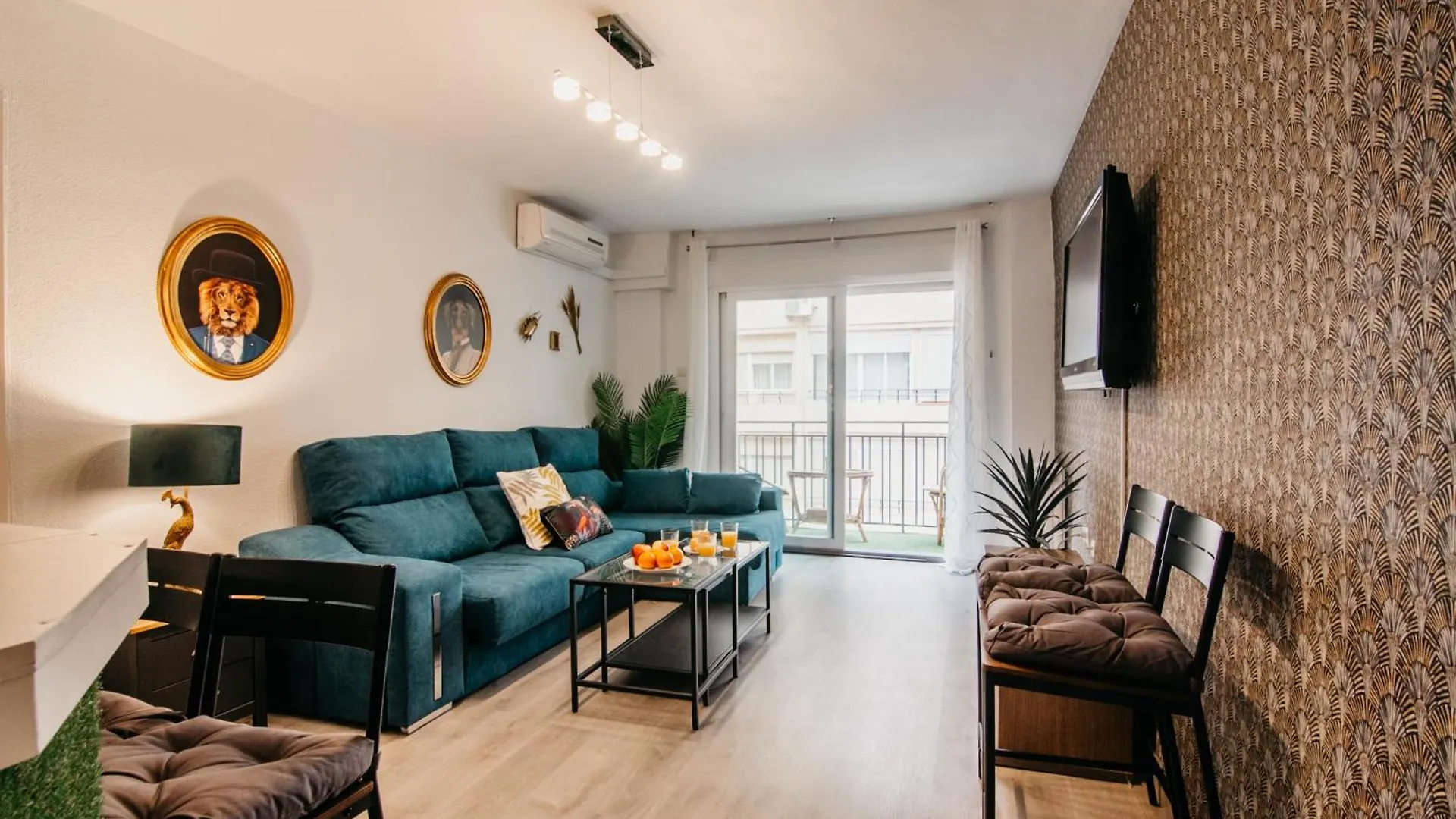 Tuguest Maria Luisa Apartment - Free Parking contacts