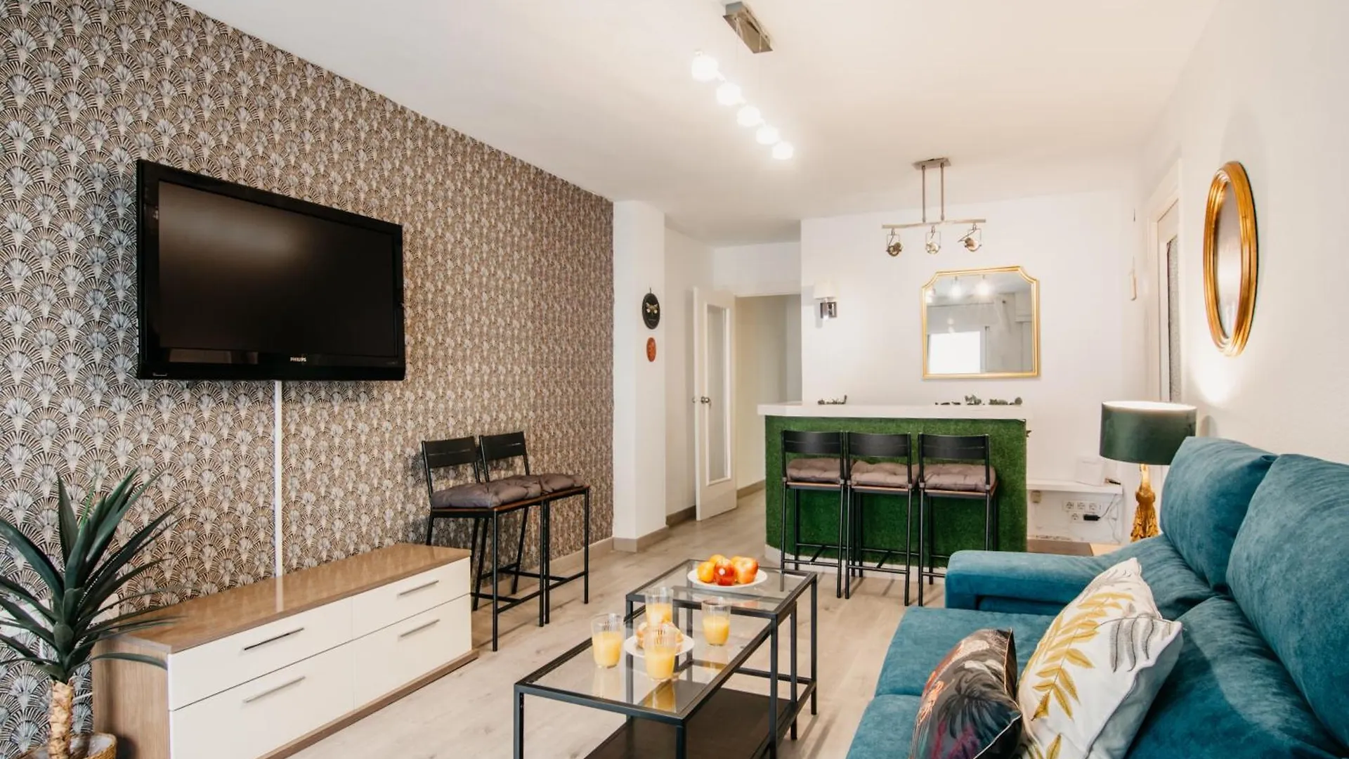 Tuguest Maria Luisa Apartment - Free Parking Granada
